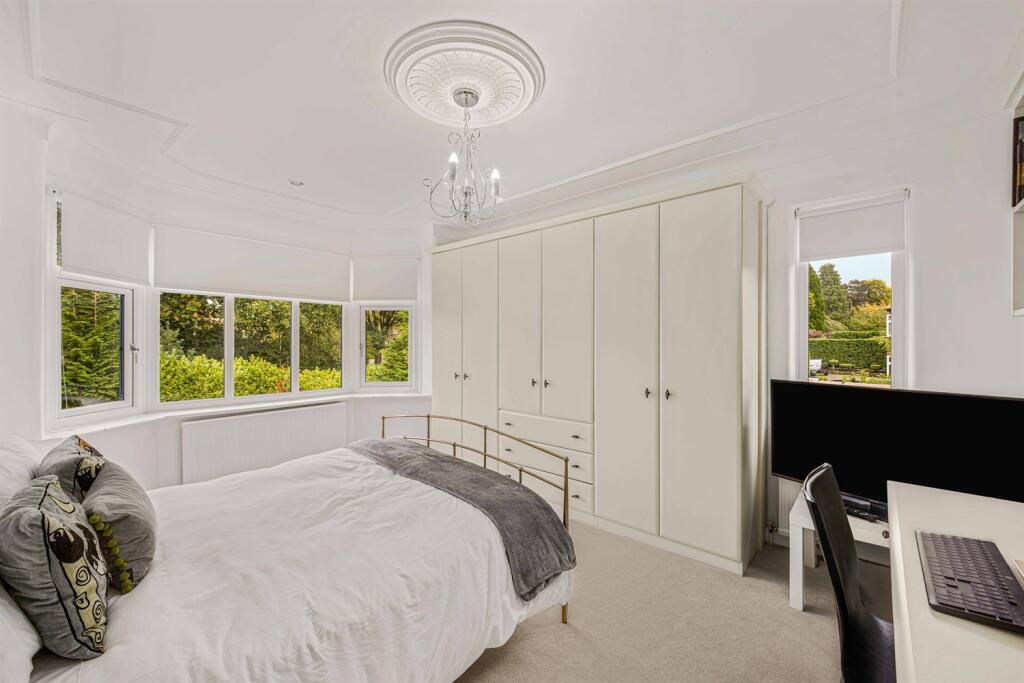 6 bedroom detached house for sale in Hale Road, Hale, WA15